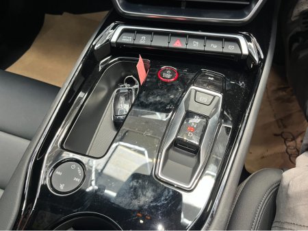 2023 Audi e-tron GT quattro - thumbnail 24