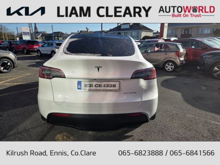 2023 Tesla Model Y - thumbnail 5