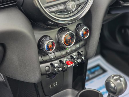 2015 MINI Hatch 1.5 3DR COOPER €12,950 thumbnail