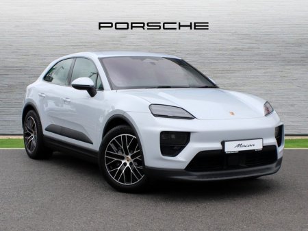 2025 Porsche Macan Electric €82,000