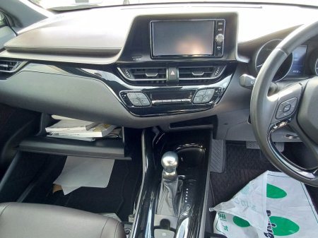 2017 Toyota C-HR - thumbnail 10