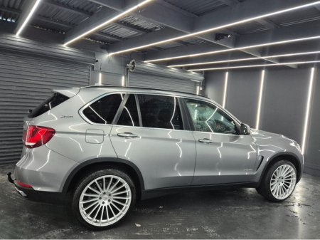 2017 BMW X5 - thumbnail 3