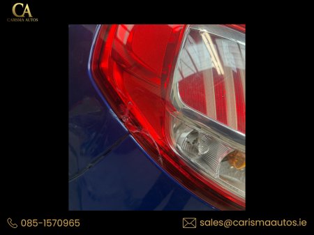 2017 Ford Fiesta - thumbnail 13