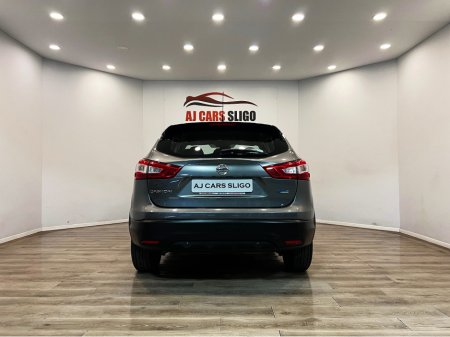 2017 Nissan Qashqai - thumbnail 10