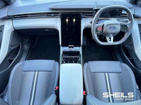 2026 Ford Capri - view 3