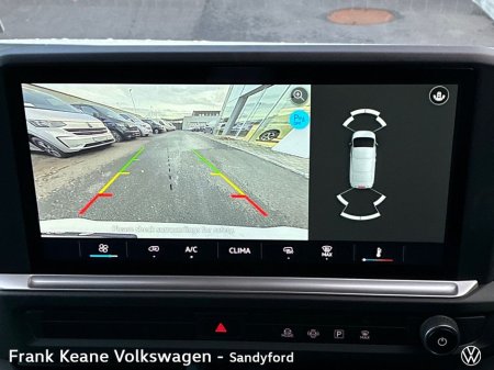 2025 Volkswagen Transporter - thumbnail 11