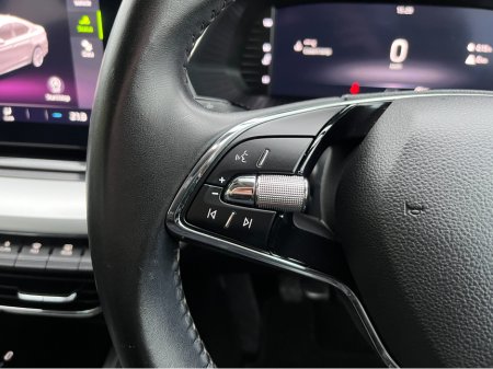 2022 Skoda Octavia STYLE 2.0 TDI DIESEL //SAT NAV//REVERSE CAMERA// €23,950 thumbnail