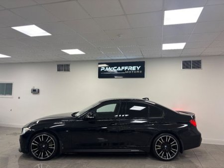 2016 BMW 3 Series - thumbnail 2