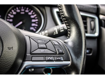 2019 Nissan Qashqai 1.5 DSL SV €13,995 thumbnail