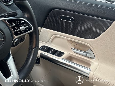 2021 Mercedes-Benz GLA Class GLA 200d Progressive Line thumbnail