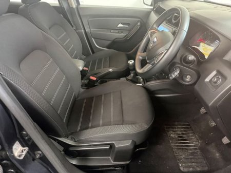 2022 Dacia Duster Comfort TCE 90 4X2 5DR €19,777 thumbnail