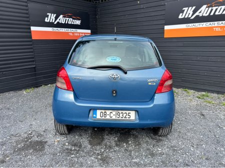 2008 Toyota Yaris - thumbnail 5