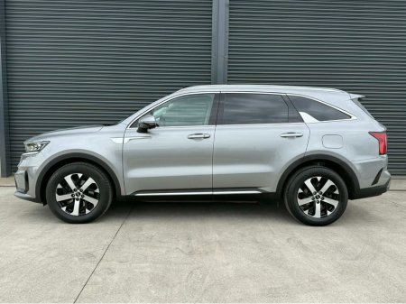 2023 Kia Sorento - thumbnail 6