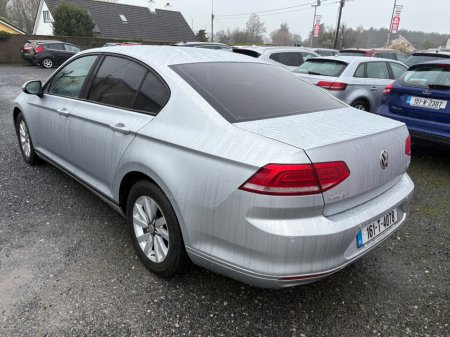 2016 Volkswagen Passat 1.6 TDI 120HP Trendline €10,995 thumbnail