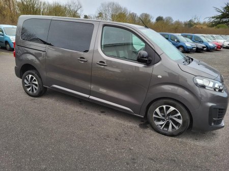 2022 Citroen SpaceTourer 2.0L Business edition €37,995