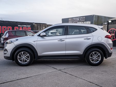 2016 Hyundai Tucson - thumbnail 16
