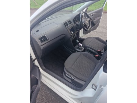 2014 Volkswagen Polo DBA-6RCJZ 5DR AUTO €8,995 thumbnail