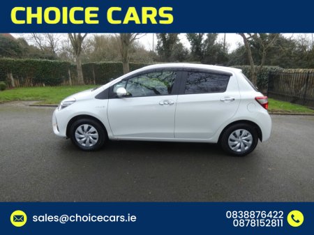 2019 Toyota Yaris - thumbnail 3