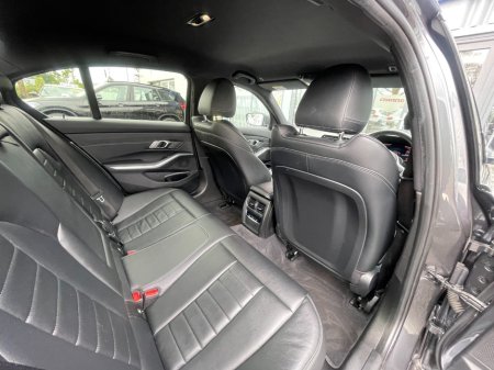 2020 BMW 3 Series - thumbnail 8