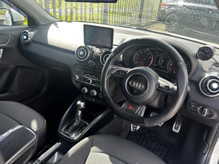 2013 Audi A1 - thumbnail 13