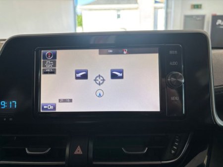 2017 Toyota C-HR 1.8 HYBRID LUNA SPORT €17,250 thumbnail