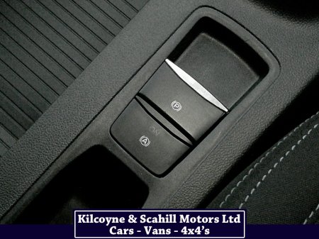 2020 Ford Focus - thumbnail 30