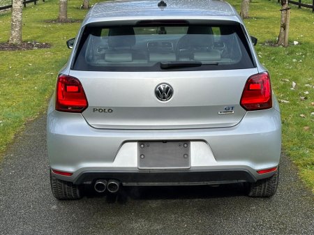 2014 Volkswagen Polo - thumbnail 5