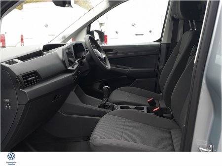 2025 Volkswagen Caddy - view 4