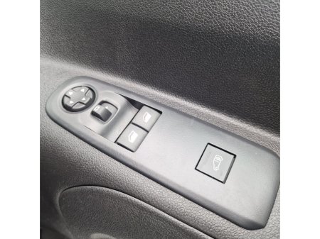 2023 Opel Combo - thumbnail 10