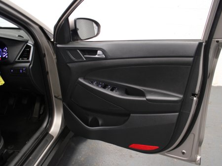 2017 Hyundai Tucson - thumbnail 21