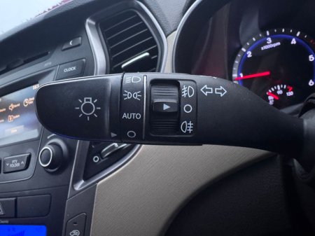 2015 Hyundai Santa Fe 4WD EXECUTIVE 4DR €11,800 thumbnail