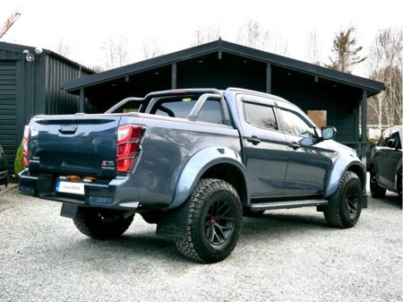 2025 Isuzu D-MAX - thumbnail 5