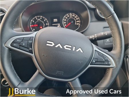 2023 Dacia Duster 1.5 Blue dCi 115 Journey €21,500 thumbnail