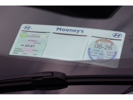 2019 Honda Civic - thumbnail 19