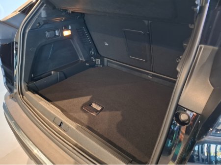 2023 Peugeot 3008 - thumbnail 18