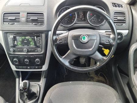 2012 Skoda Yeti - thumbnail 17