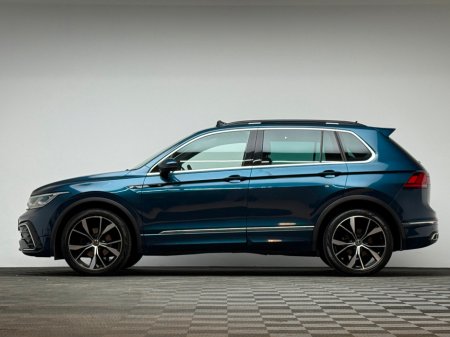 2021 Volkswagen Tiguan - thumbnail 4