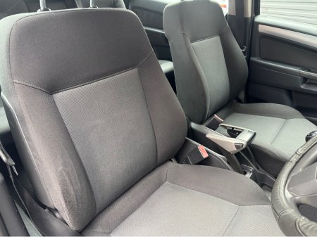 2007 Opel Zafira CLUB 1.6 I 16V €2,995 thumbnail