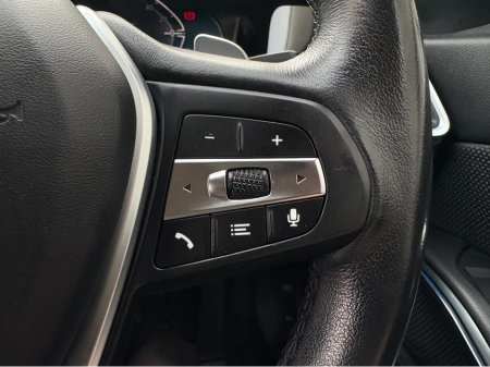 2021 BMW 3 Series 330e SE PRO AUTO / 20" UPGRADED ALLOYS / APPLE & ANDROID / ONE OWNER / BMW HISTORY / *FINANCE OPTIONS AVAILABLE* €26,949 thumbnail