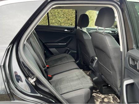 2023 Volkswagen T-Roc - thumbnail 10