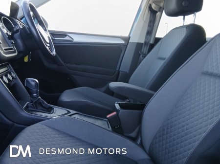 2017 Volkswagen Tiguan - thumbnail 3