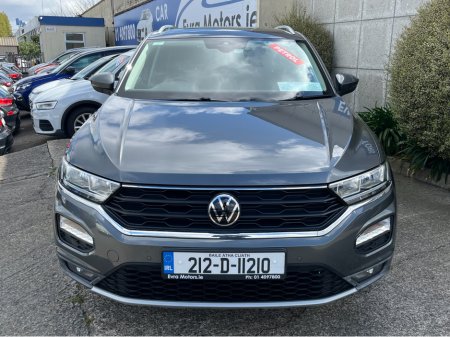 2021 Volkswagen T-Roc - photo 2