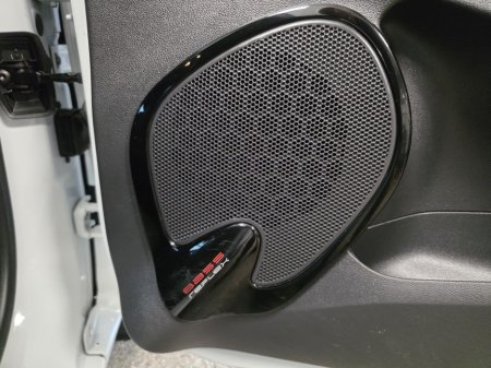 2019 Renault Clio - thumbnail 11