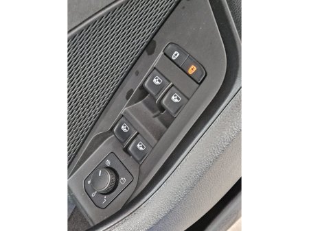 2022 Skoda Octavia - thumbnail 9