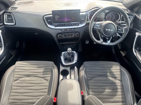 2023 Kia Ceed - photo 4