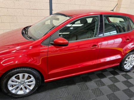 2017 Volkswagen Polo - thumbnail 16