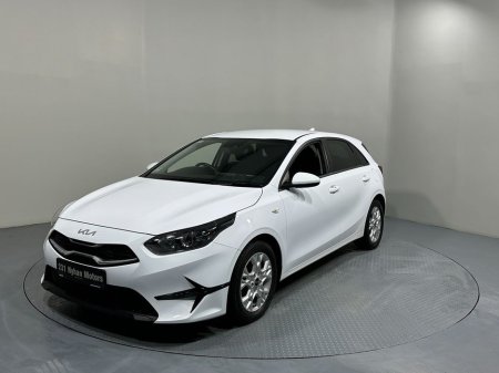 2023 Kia Ceed - view 3