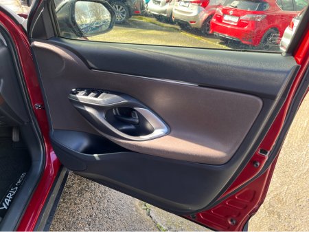 2022 Toyota Yaris Cross - thumbnail 12