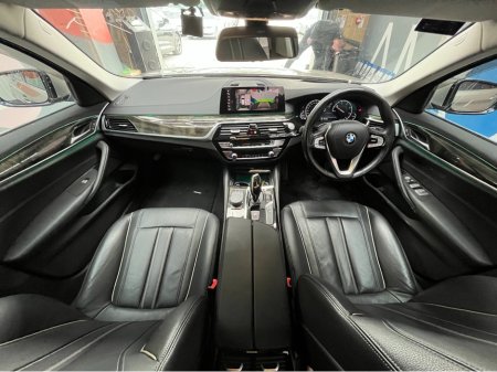 2019 BMW 5 Series - thumbnail 19