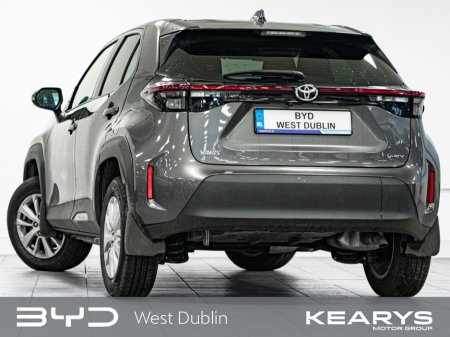 2024 Toyota Yaris Cross 1.5 Hybrid Luna €28,890 thumbnail